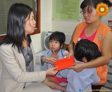 Thiên Ngọc hỗ trợ 60 triệu đến 3 hoàn cảnh nhân ái