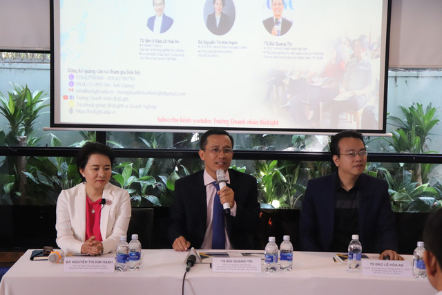 Tiến sĩ tâm lý Đào Lê Hòa An chỉ ra cách doanh nghiệp bán hàng: Phải tìm ra nỗi đau của khách hàng và “chích” đúng thuốc - Ảnh 2.